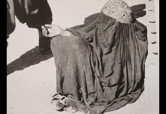 Burkhard von Harder | ERINNERUNGEN AN AFGHANISTAN | SCHWARZWEISS 70